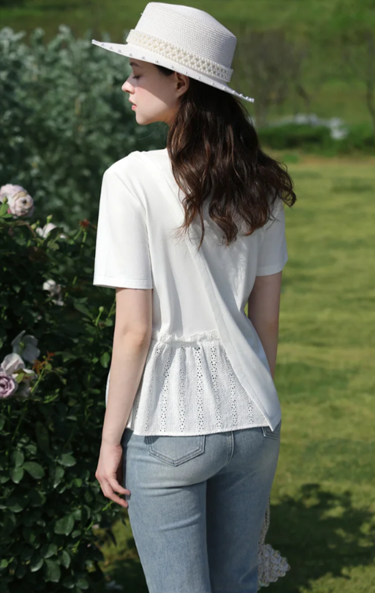 Spliced Hollow-Out Pleated Tee