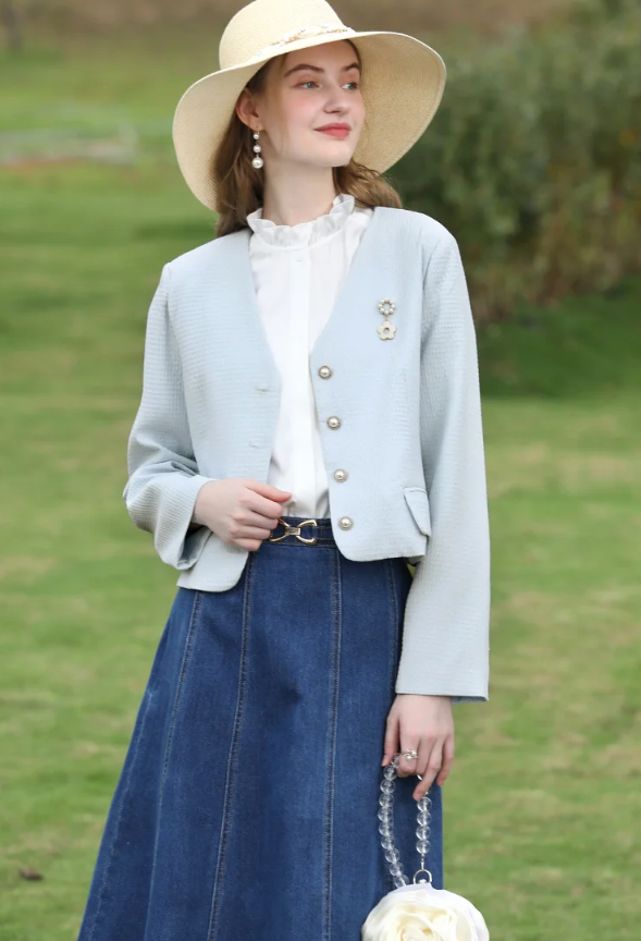 Beaded Collar Sleeveless Top